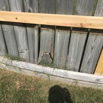 Lawn Jox - Broken fence - Landscaping Near Me - Olive Branch, Mississippi