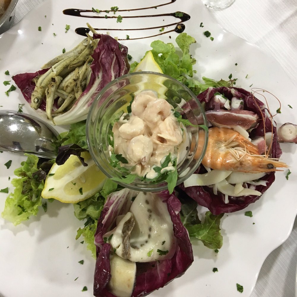 Savaris - Antipasto di mare: Fantasia di mare - Pizza Near Me - Teverola, CE