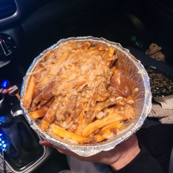 North Face Pizza - Poutine - Pizza Near Me - Jasper, Alberta North Face Pizza - Poutine - Pizza Near Me - Jasper, Alberta