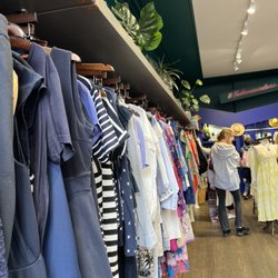 Save The Children - Clothing rack