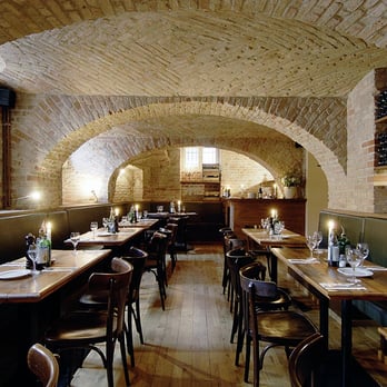 Simon Restaurant - Italian Near Me - Berlin, BE
