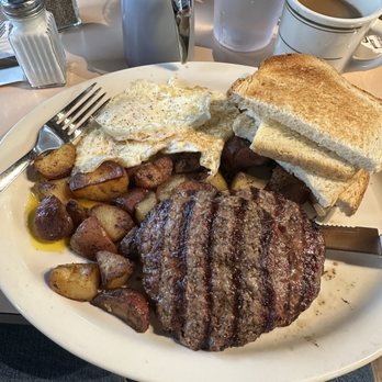 The Giant Chef - Ground beef, country potatoes with over medium eggs on sour dough toast - Breakfast & Brunch Near Me - Pleasant Hill, California The Giant Chef - Ground beef, country potatoes with over medium eggs on sour dough toast - Breakfast & Brunch Near Me - Pleasant Hill, California