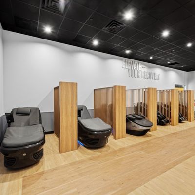 Crunch Fitness - Des Moines South by null