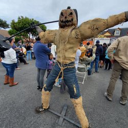 Safeway World Championship Pumpkin Weigh-Off - Props/decor