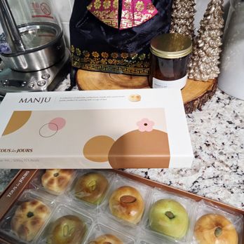 Tous Les Jours - Bakeries Near Me - Ballwin, Missouri