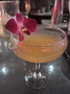 Virgil's Cocktails and Cocina by null