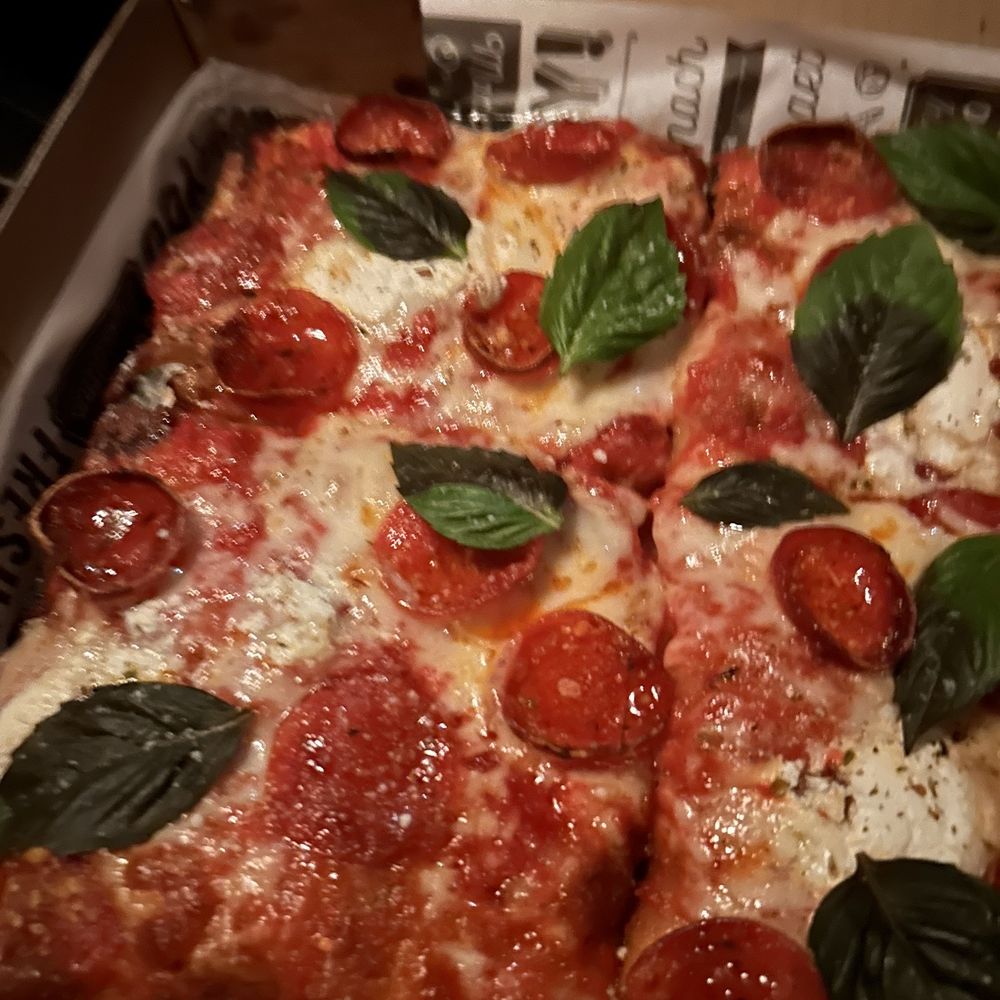 Diavolo pizza Diavolo pizza