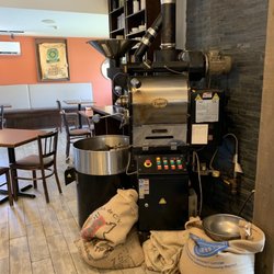 Twiggs Coffee Roasters - Coffee roaster for small batches.