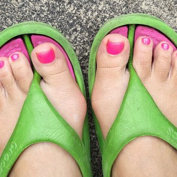 Nina's Salon - Shellac pedicure - Nail Salons Near Me - Beaverton, Oregon