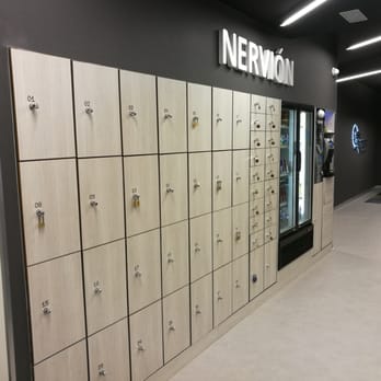 Supera 24h Nervión - Taquillas (tienes que llevarte un candado) - Gyms Near Me - Seville, SE
