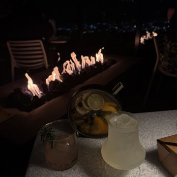 Castaway Burbank - Bars Near Me - Burbank, California