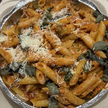 Vannucchi Brothers Pizza - Penne a la vodka - Italian Near Me - Hollywood, Florida Vannucchi Brothers Pizza - Penne a la vodka - Italian Near Me - Hollywood, Florida