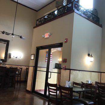 Back Street Cafe - a view of the dining room - Cafes Near Me - Muldraugh, Kentucky