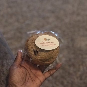 Crumbville - Vegan Oatmeal Cream - Vegan Near Me - Houston, Texas