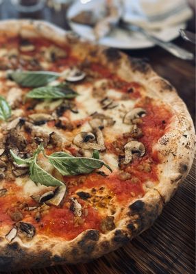 Zeneli Pizzeria e Cucina Napoletana by null