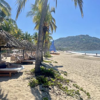 Thompson Zihuatanejo - Beach - Resorts Near Me - Zihuatanejo, GRO Thompson Zihuatanejo - Beach - Resorts Near Me - Zihuatanejo, GRO