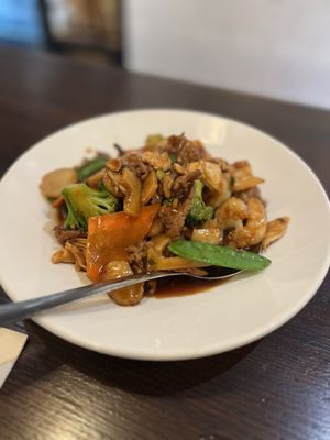 Suzi's Chinese by null