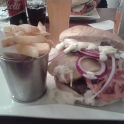 Fuente Italia - Mia Pastora (hamburguesa).