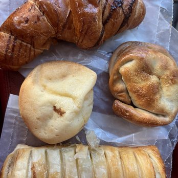 Filomena's Bean Coffee - Pastries - Coffee & Tea Near Me - Davie, Florida