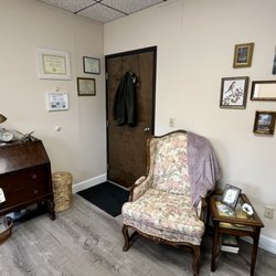 Bee Smooth Electrolysis - Small, but cozy treatment room.