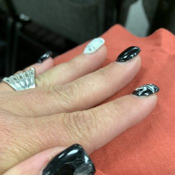 Daisy Nails & Spa - This thumb nail is as never dried and messed up from the time I left there! Now only a week later I need my nails redone! - Nail Salons Near Me - Pompton Lakes, New Jersey Daisy Nails & Spa - This thumb nail is as never dried and messed up from the time I left there! Now only a week later I need my nails redone! - Nail Salons Near Me - Pompton Lakes, New Jersey