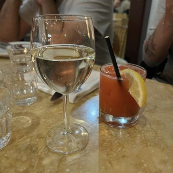 Mua - Moscato D'Asti - Bars Near Me - Oakland, California