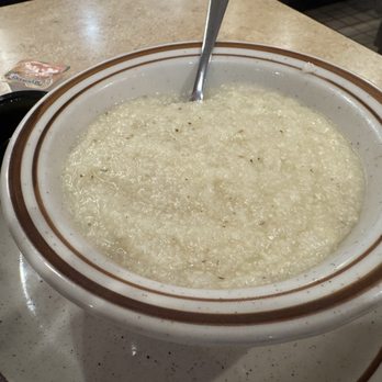 Henry's Confectionary - My grits, delish - Diners Near Me - Glen Cove, New York