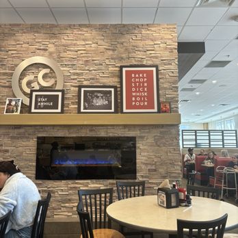 Golden Corral Buffet & Grill - Inside - Buffets Near Me - Syracuse, New York