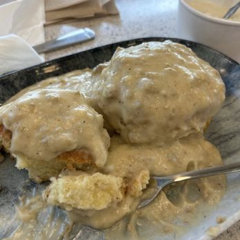 Maple Street Biscuit Company - Biscuits & Sausage Gravy - Breakfast & Brunch Near Me - Daphne, Alabama