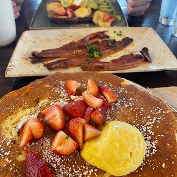 First Watch - Lemon Ricotta Pancakes, Million Dollar Bacon and Floridian French Toast - Breakfast & Brunch Near Me - Leesburg, Virginia