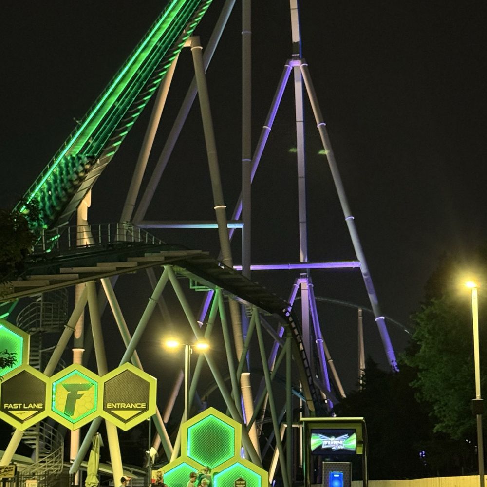 Carowinds - Amusement Parks Near Me - Charlotte, North Carolina Carowinds - Amusement Parks Near Me - Charlotte, North Carolina