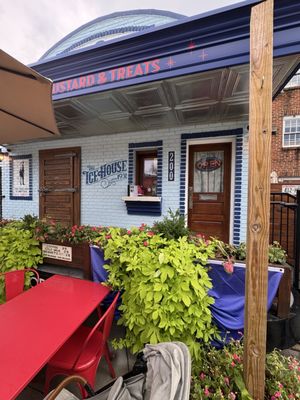 Goodies Frozen Custard & Treats by null