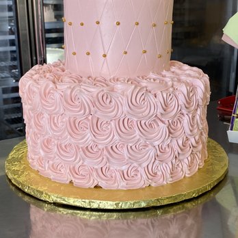 Butterfly Cake Shop - The replacement cake that not only looks amazing but tasted very fresh and moist - Bakeries Near Me - Los Angeles, California