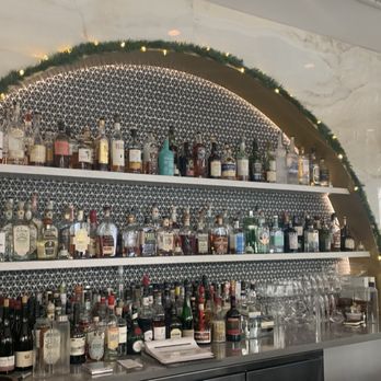 Podmore - Bar - Cocktail Bars Near Me - Honolulu, Hawaii Podmore - Bar - Cocktail Bars Near Me - Honolulu, Hawaii