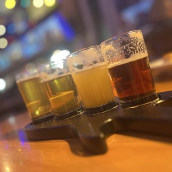 Rock & Brews - Orlando - Beer Flights - Beer Bar Near Me - Orlando, Florida Rock & Brews - Orlando - Beer Flights - Beer Bar Near Me - Orlando, Florida