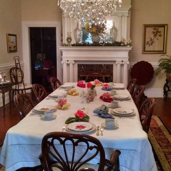 Trinkle Mansion Bed & Breakfast - Bed & Breakfast Near Me - Wytheville, Virginia Trinkle Mansion Bed & Breakfast - Bed & Breakfast Near Me - Wytheville, Virginia