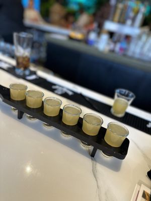 4Play Kitchen & Cocktails by null