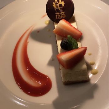 Hy's Steak House - Cheesecake - Steakhouses Near Me - Honolulu, Hawaii Hy's Steak House - Cheesecake - Steakhouses Near Me - Honolulu, Hawaii