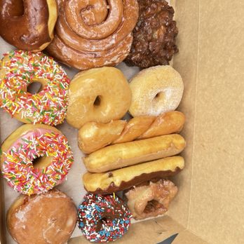 D K's Donuts - Donuts Near Me - Santa Ana, California