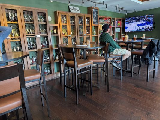 Ray's Bar by null