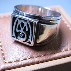 Steve McQueen replica signet ring