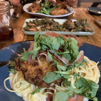Marinade On Main - Chicken Alfredo! - American Near Me - Ramona, California