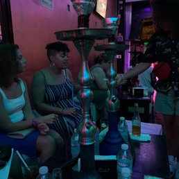 Good music, drinks and friendsz Good music, drinks and friendsz