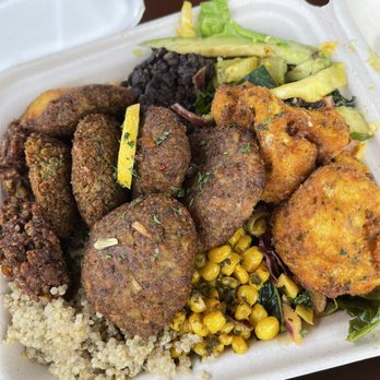Eyeza Vegan - big boi bowl - Vegan Near Me - Saint-Thomas, Virgin Islands