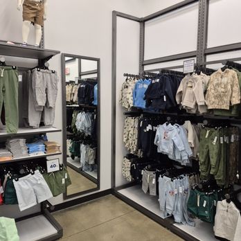 Old Navy - Women's Clothing Near Me - Palm Beach, Florida Old Navy - Women's Clothing Near Me - Palm Beach, Florida