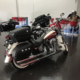 Great atmosphere. Great service . They buy bikes too!
