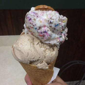Dave & Andy's - Birthday cake and cinnamon - Ice Cream & Frozen Yogurt Near Me - Pittsburgh, Pennsylvania Dave & Andy's - Birthday cake and cinnamon - Ice Cream & Frozen Yogurt Near Me - Pittsburgh, Pennsylvania