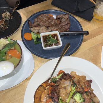 Hiso - Chicken Green Curry, Lao Ribeye Steak, and Pad See Ew. All were delicious! - Laotian Near Me - Sacramento, California Hiso - Chicken Green Curry, Lao Ribeye Steak, and Pad See Ew. All were delicious! - Laotian Near Me - Sacramento, California