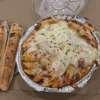 Roadrunners Pizza - Baked Ziti - Pizza Near Me - Raleigh, North Carolina Roadrunners Pizza - Baked Ziti - Pizza Near Me - Raleigh, North Carolina