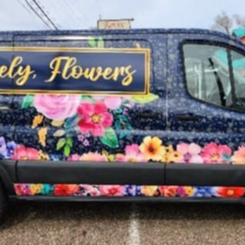 Sincerely Flowers - Serving the Amarillo and surrounding areas with stunning floral designs that bring beauty, joy, and comfort to life's most meaningful moment - Florists Near Me - Amarillo, Texas